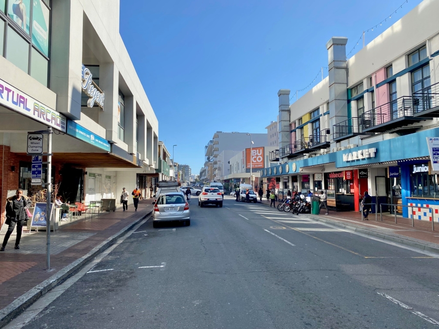 To Let commercial Property for Rent in Sea Point Western Cape